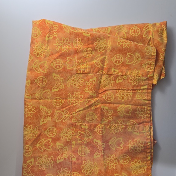 Scrub top - Picture 8 of 9